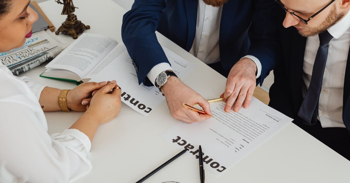 Hóa đơn, hợp đồng tăng tỉ lệ thành công mở tài khoản ngân hàng